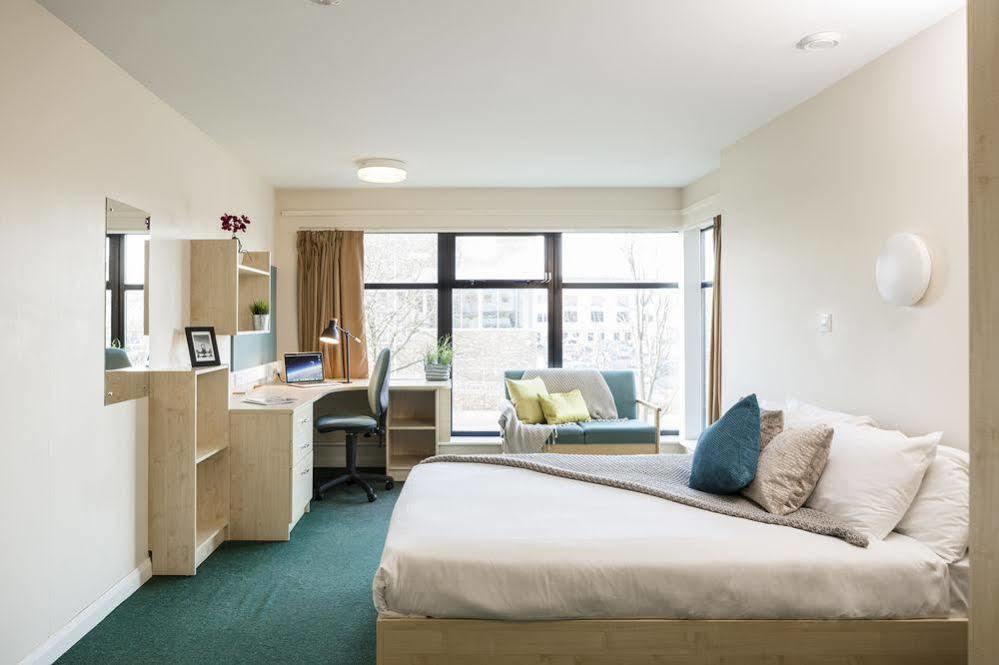 Newport Student Village Eksteriør billede